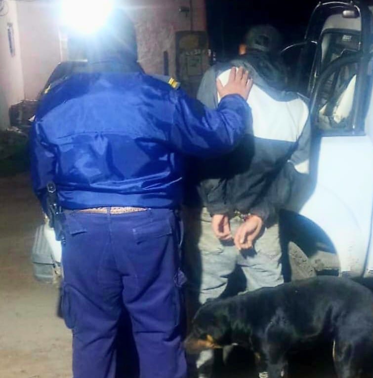 Un joven intentó robar en tres viviendas y fue detenido